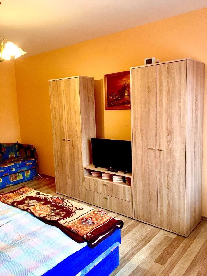 Barbara Apartmanhaz Kehidakustány Dış mekan fotoğraf