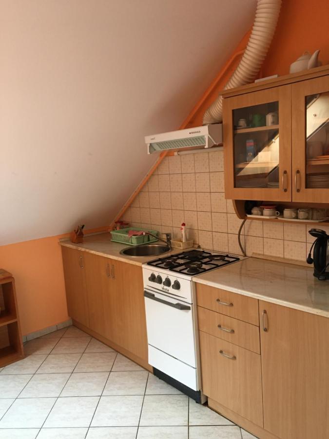 Barbara Apartmanhaz Kehidakustány Dış mekan fotoğraf