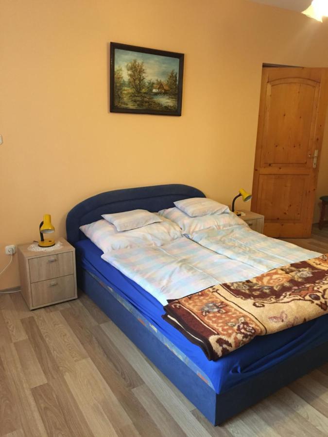 Barbara Apartmanhaz Kehidakustány Dış mekan fotoğraf